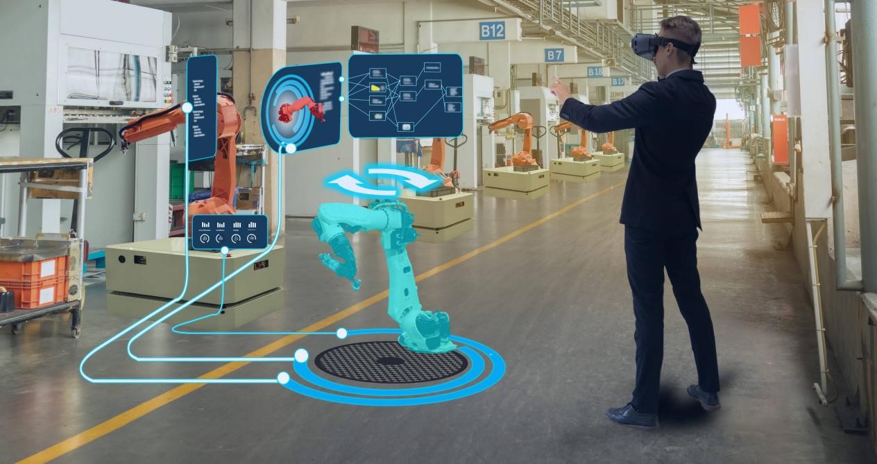 Role of Virtual Reality or VR Training for Enhancing Industrial Efficiency