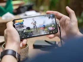 person playing PUBG mobile